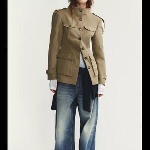 SOLD OUT Zara Tabbed pocket jacket 4341/718/506